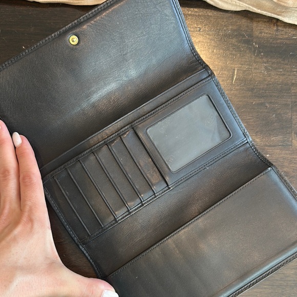 Coach Black Signature Pattern Wallet- Excellent Condition - Picture 2 of 6